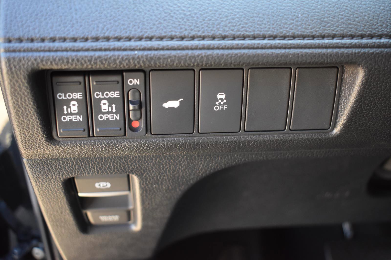 Used 2025 Honda Odyssey EX-L image 27