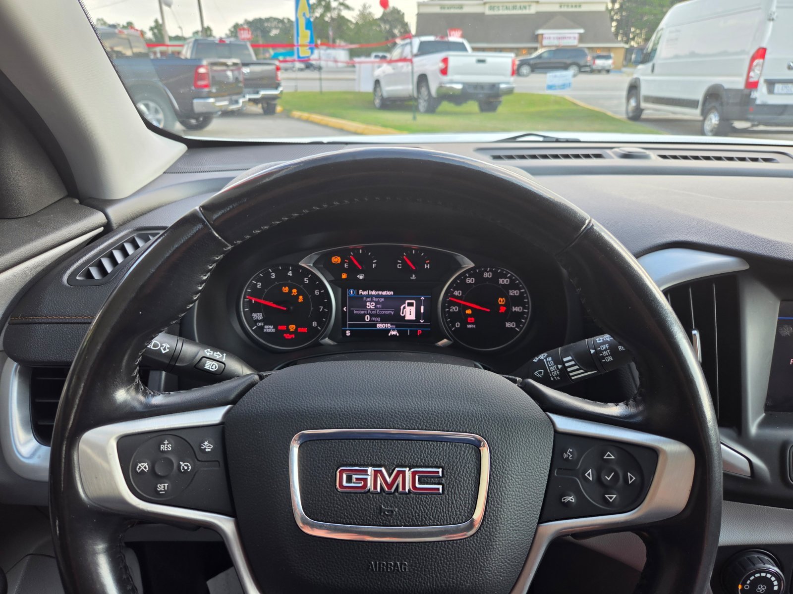 Used 2020 GMC Terrain SLE FWD image 11