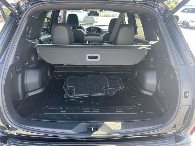 Used 2025 Subaru Forester Limited AWD/4WD image 8