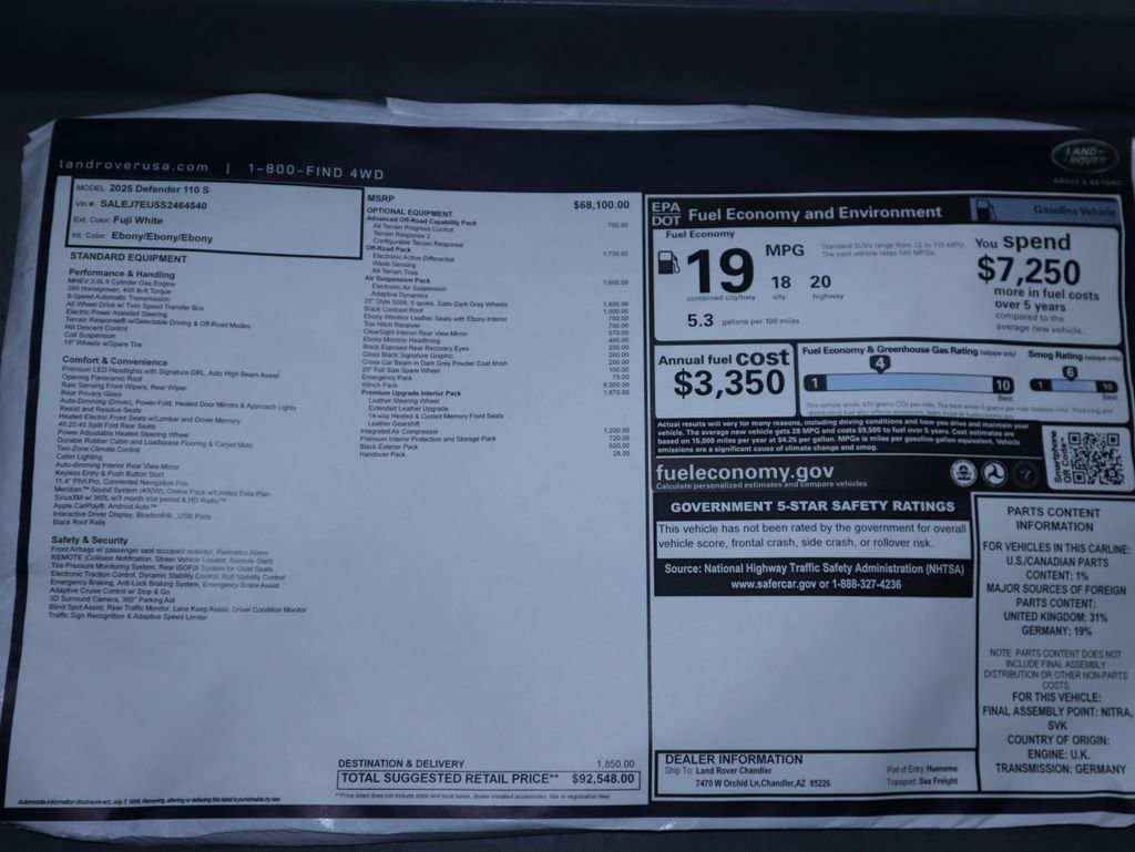 New 2025 Land Rover Defender 110 S image 9