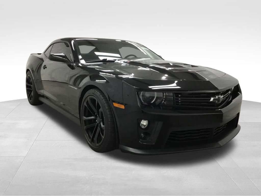 Used 2013 Chevrolet Camaro ZL1 image 3