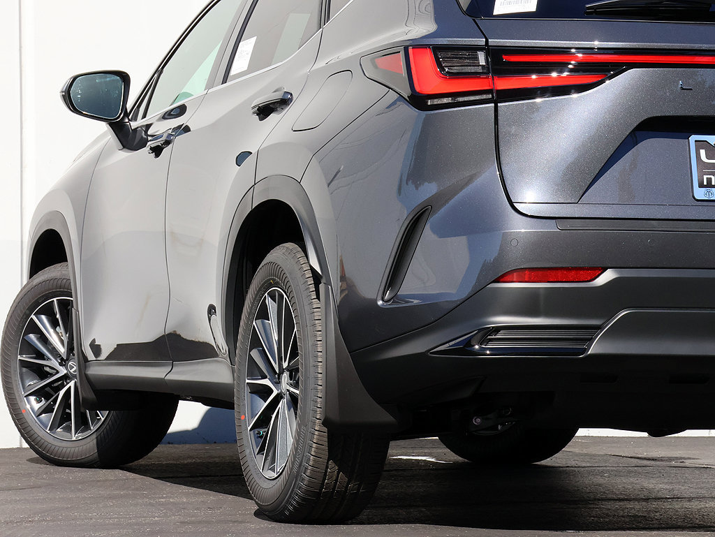 New 2026 Lexus NX 350 AWD w/ Accessory Package (2T) image 8