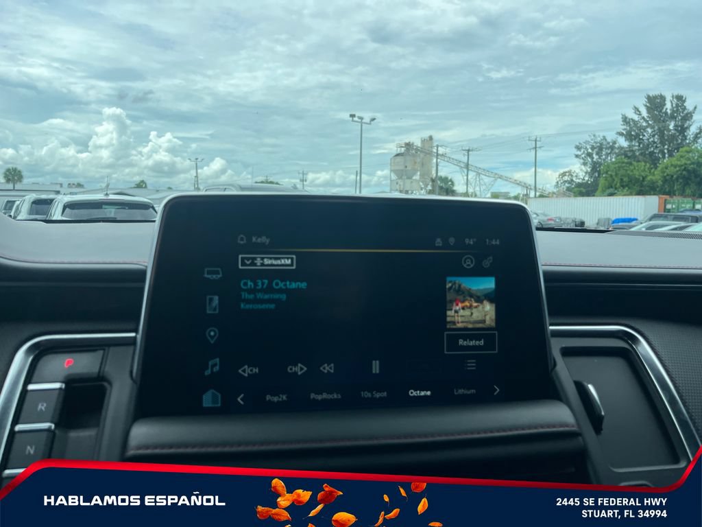 Used 2022 Chevrolet Tahoe RST w/ Luxury Package AWD/4WD image 24