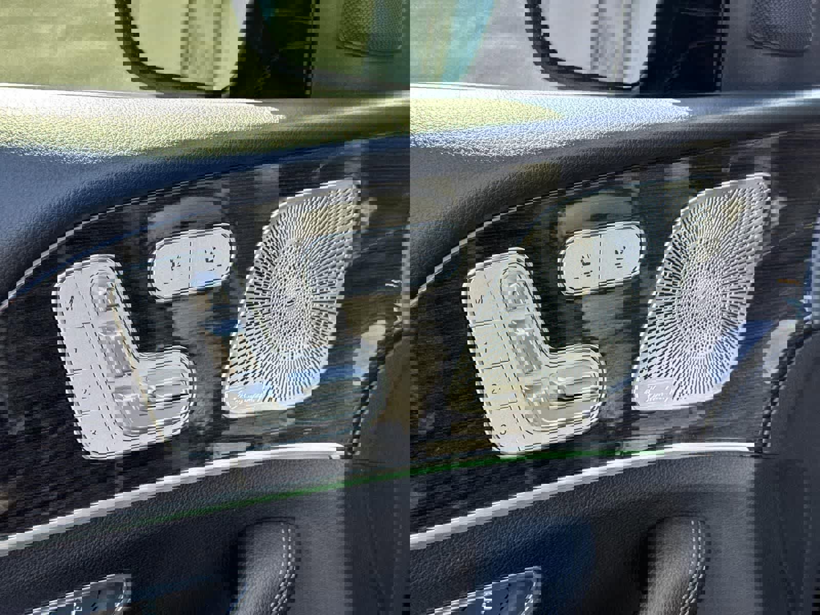 Used 2023 Mercedes-Benz GLE 350 image 34