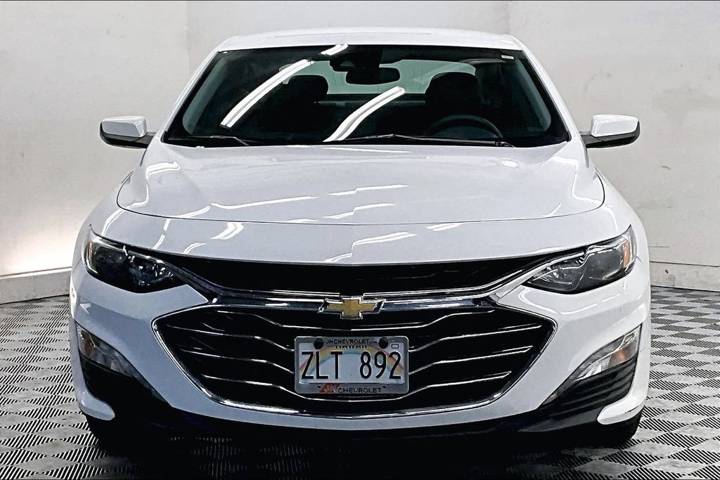 Used 2024 Chevrolet Malibu LT FWD image 2