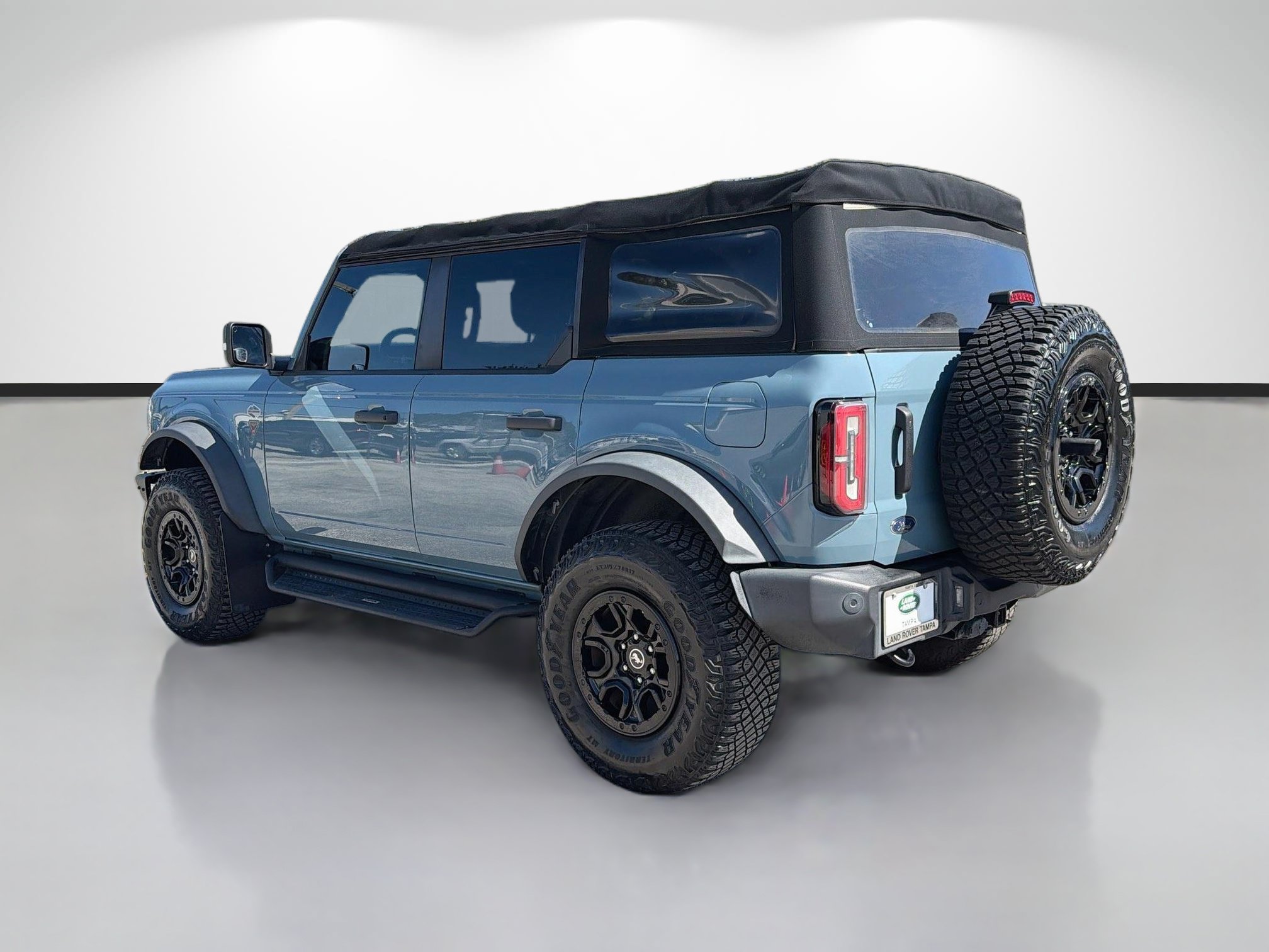 Used 2022 Ford Bronco Wildtrak AWD/4WD image 3