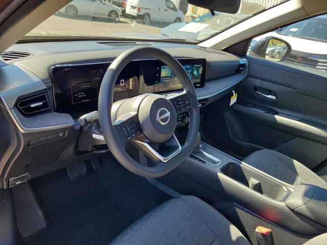 New 2026 Nissan Kicks SV w/ SV Premium Package FWD image 7