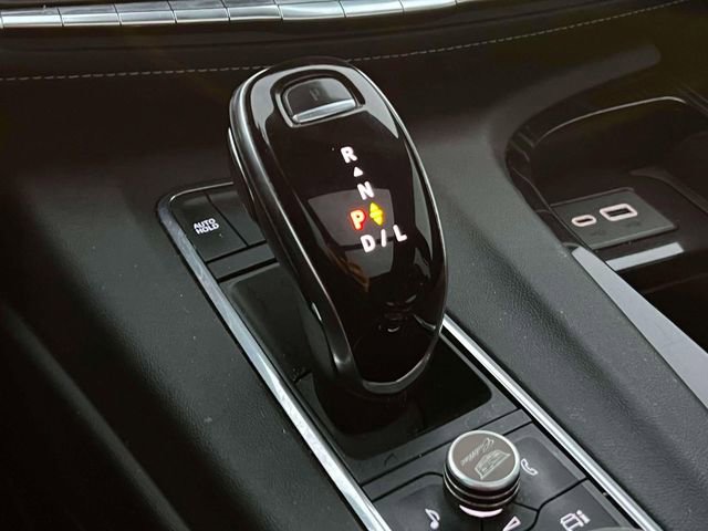 Used 2022 Cadillac Escalade ESV Sport w/ LPO, ONYX Package image 29