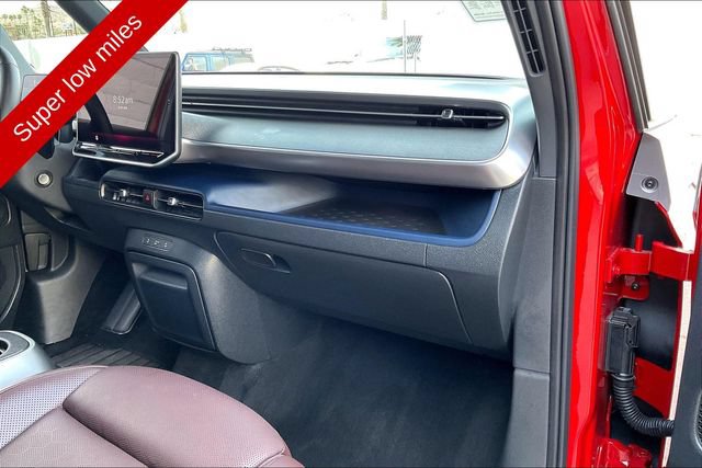 Used 2025 Volkswagen ID. Buzz Pro S Plus AWD/4WD image 16