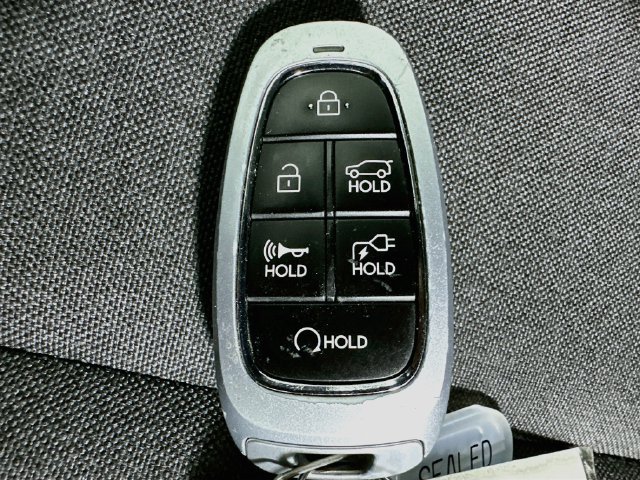 Used 2024 Hyundai Ioniq 5 SEL AWD/4WD image 16