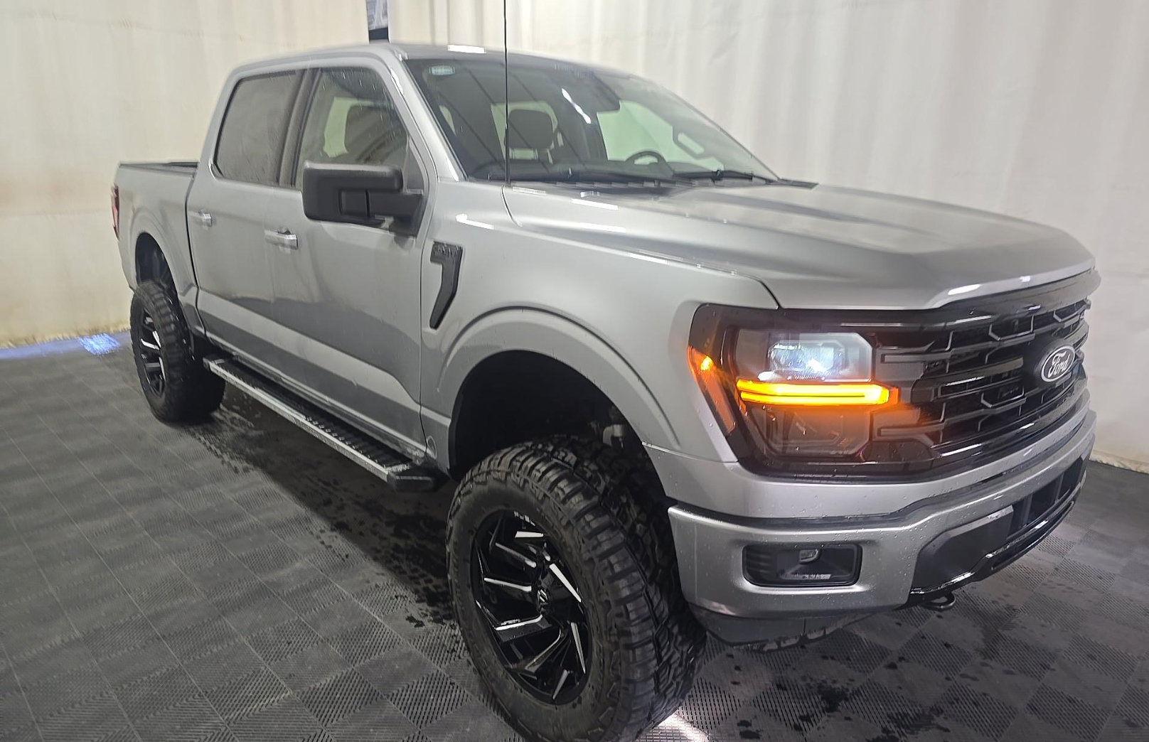 Used 2025 Ford F150 XLT w/ Equipment Group 301A Standard AWD/4WD image 3