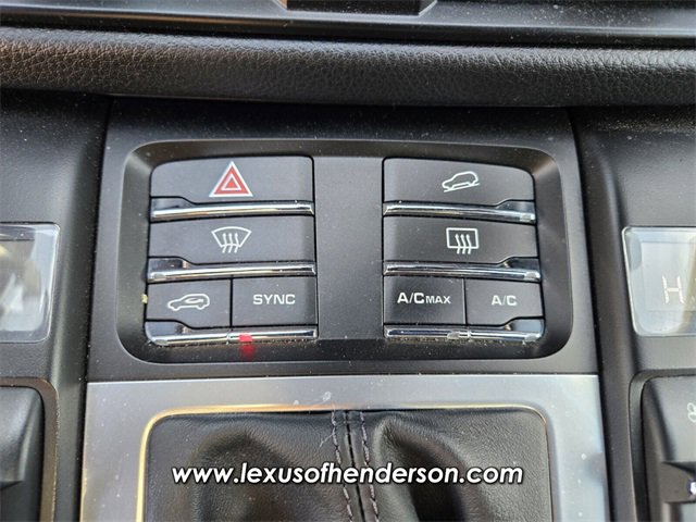 Used 2021 Porsche Macan image 26