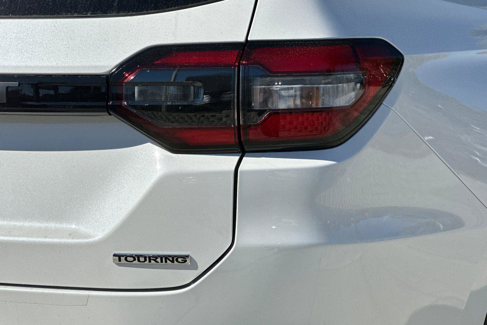 New 2025 Honda Pilot Touring image 34