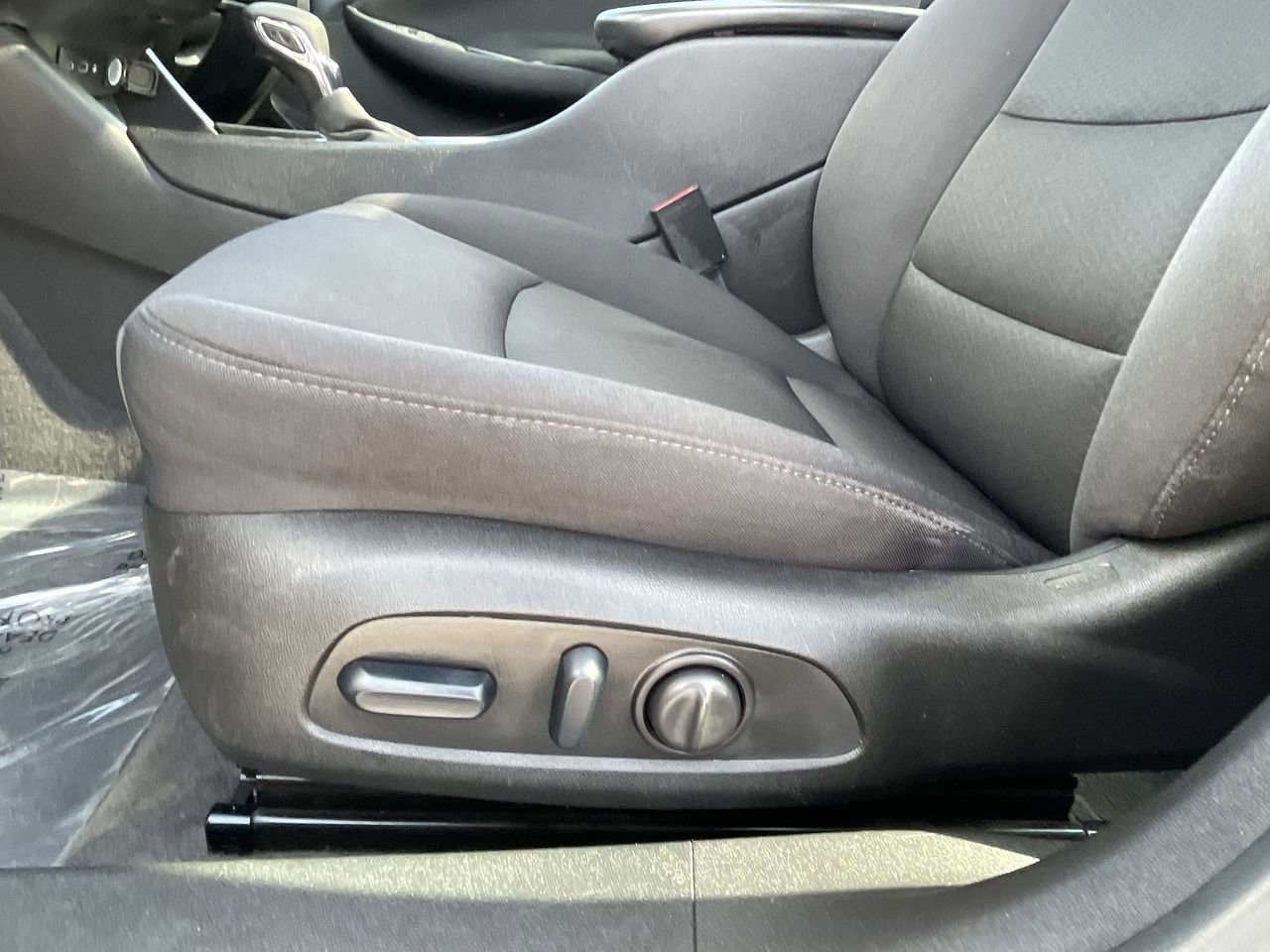 Used 2024 Chevrolet Malibu LT FWD image 19