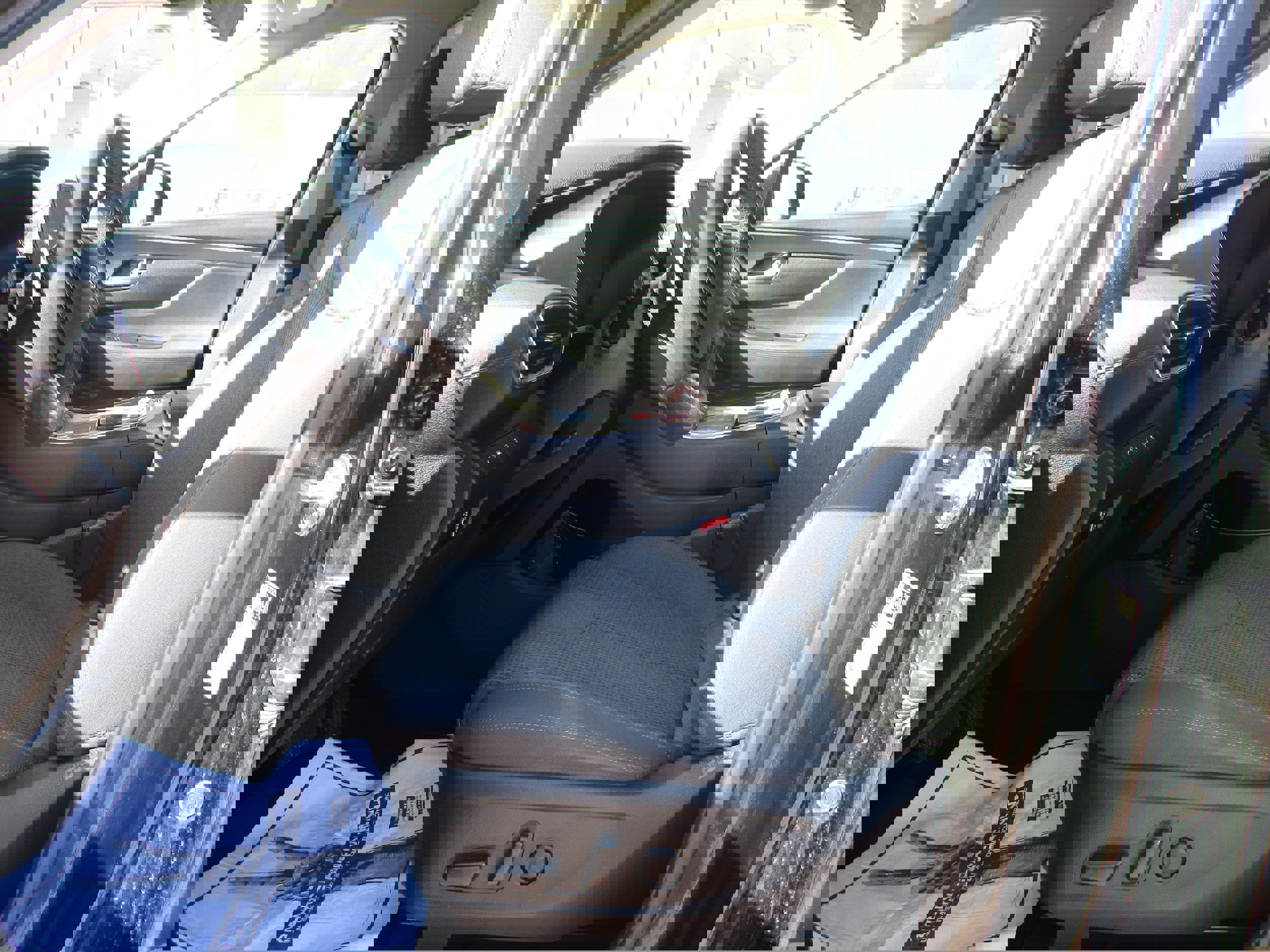 Used 2023 Hyundai Santa Fe SEL image 5