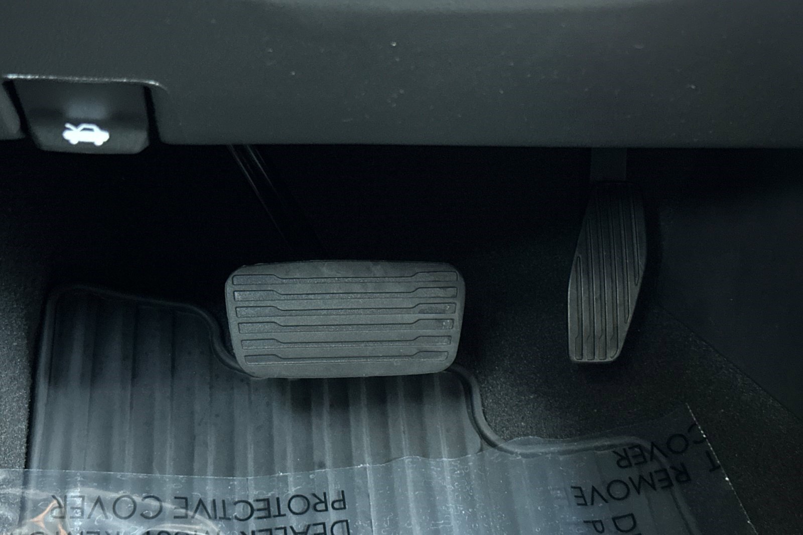 Used 2022 Chevrolet Silverado 1500 Custom Trail Boss w/ LPO, Dark Essentials Package image 35