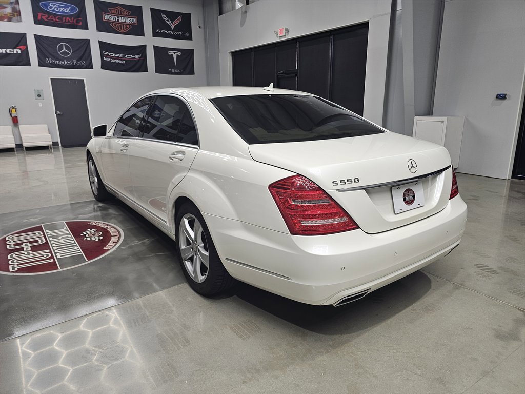 Used 2010 Mercedes-Benz S 550 image 11