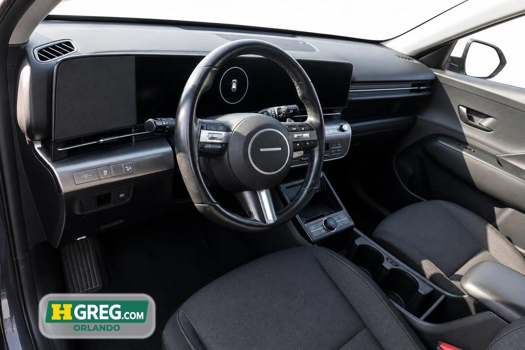 Used 2024 Hyundai Kona SEL w/ Convenience Package FWD image 11