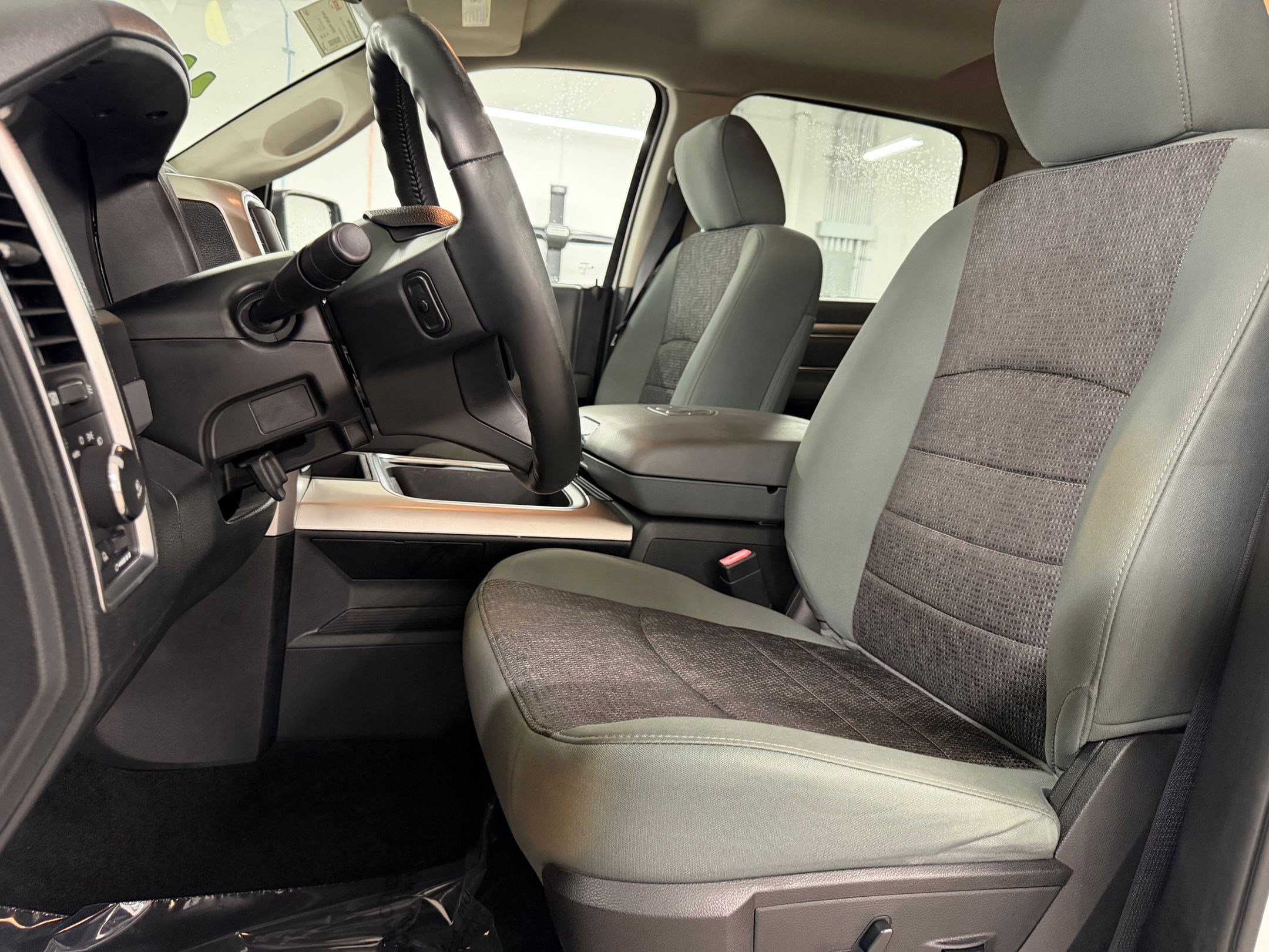 Used 2016 RAM 1500 Big Horn RWD image 5