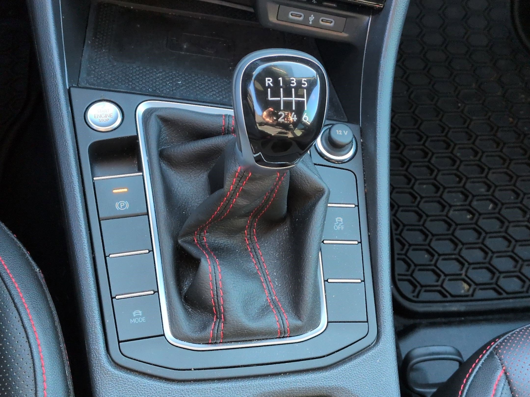 Used 2024 Volkswagen Jetta GLI Autobahn w/ GLI Black Package image 25