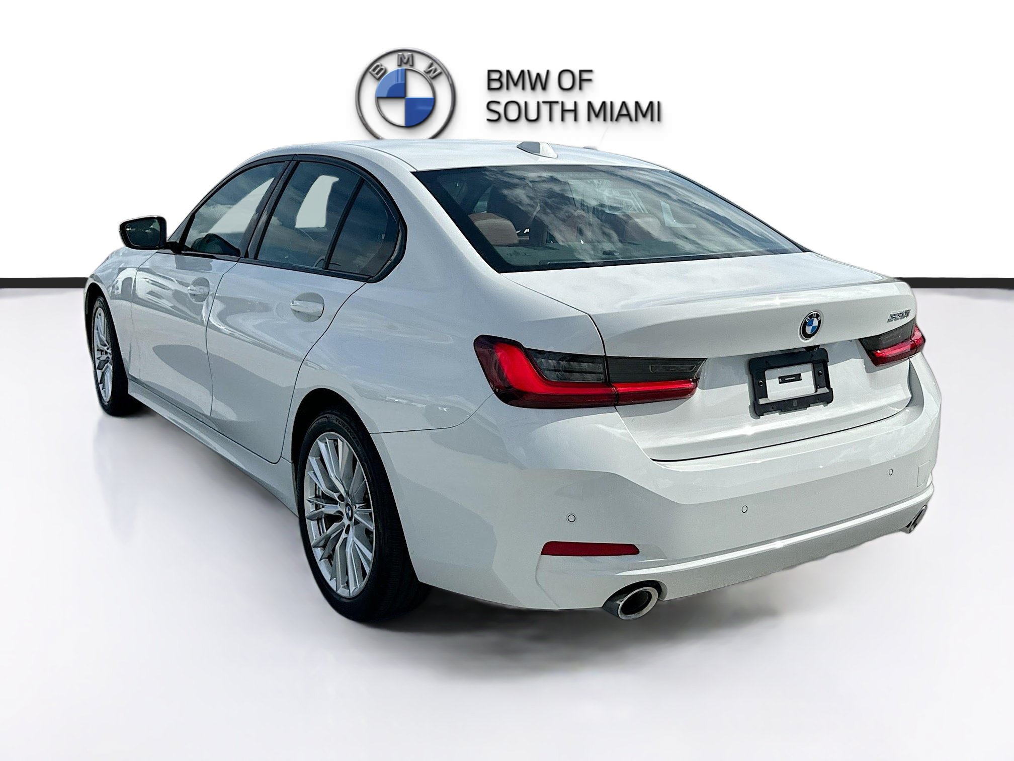 Used 2023 BMW 330i Sedan w/ Premium Package RWD image 5