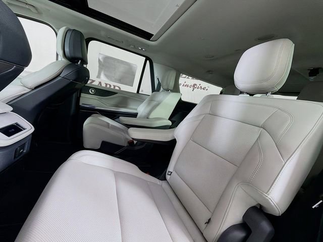 New 2026 Lincoln Navigator L Reserve AWD/4WD image 27