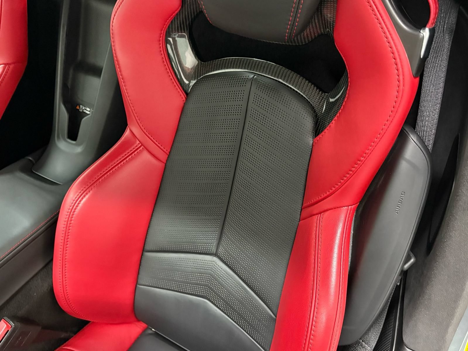 Used 2023 Chevrolet Corvette Stingray Premium Conv w/ Z51 Performance Package RWD image 12