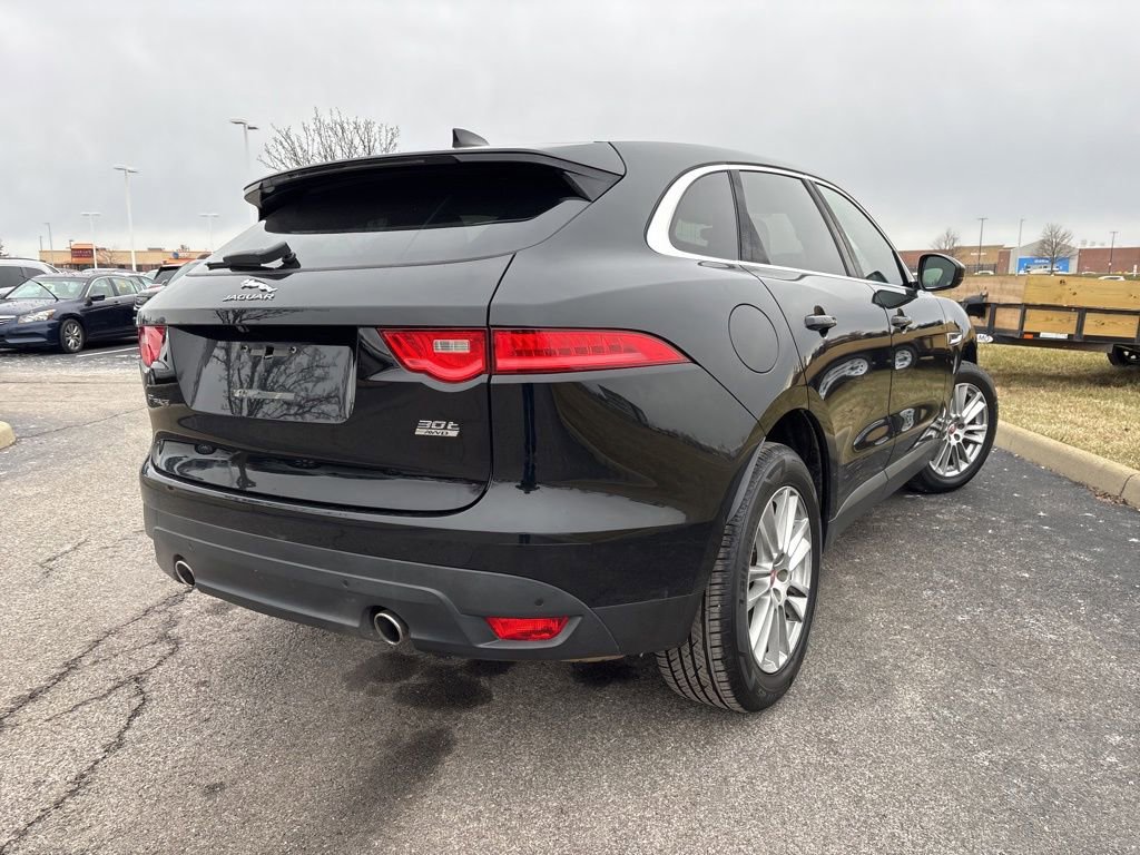 Used 2020 Jaguar F-PACE Prestige image 12