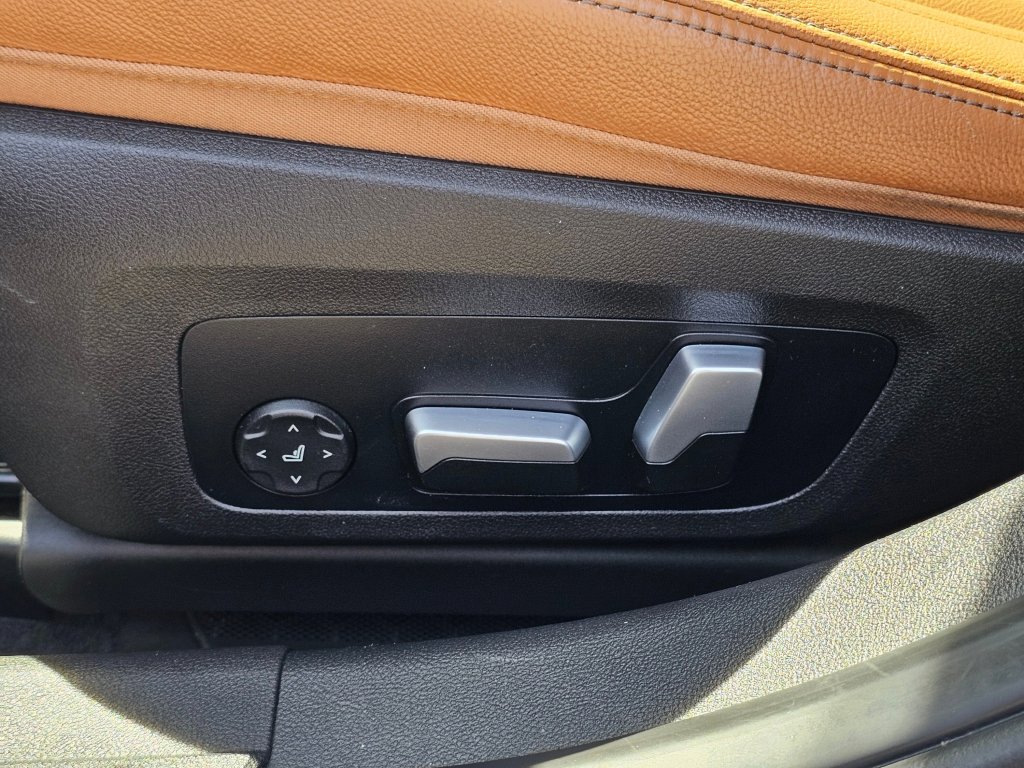 Used 2022 BMW 330i xDrive Sedan image 32