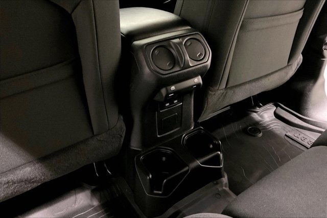 Used 2022 Jeep Gladiator Sport AWD/4WD image 34