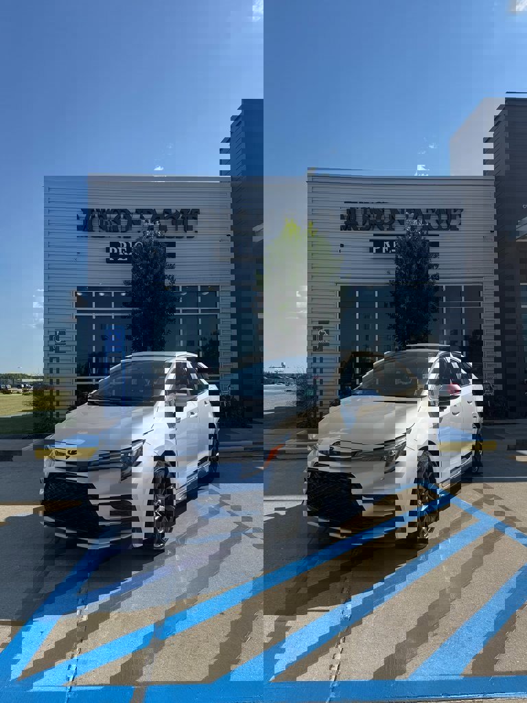 Used 2025 Toyota Corolla SE