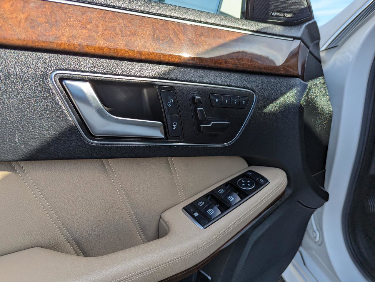 Used 2013 Mercedes-Benz E 350 4MATIC Sedan image 10