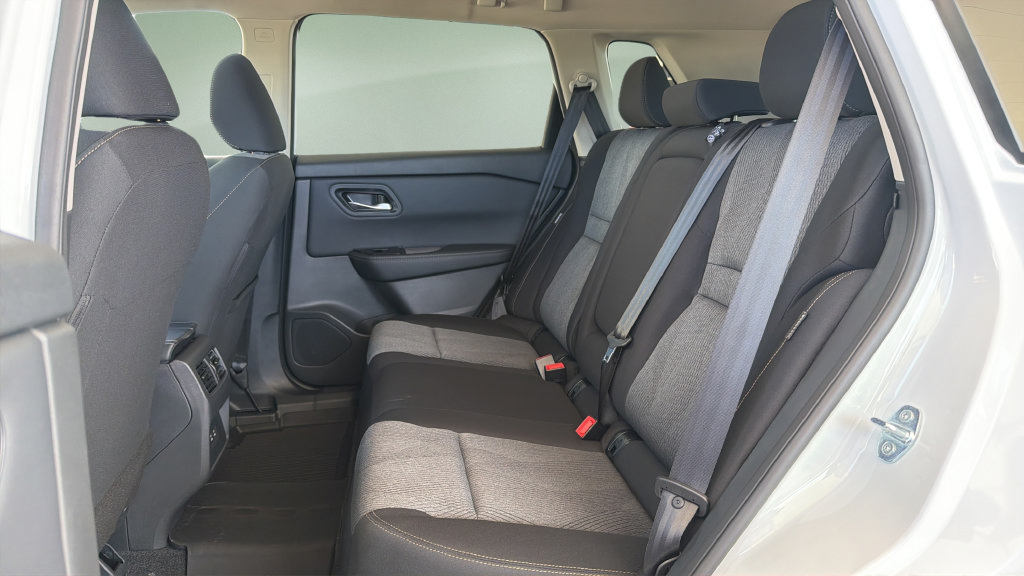 New 2026 Nissan Rogue SV AWD/4WD image 20