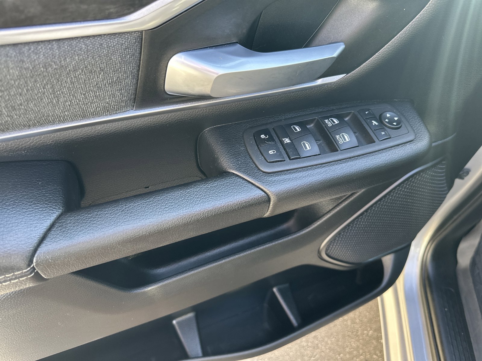 Used 2022 RAM 1500 Big Horn image 9