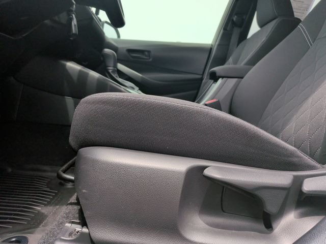 Used 2023 Toyota Corolla LE FWD image 13