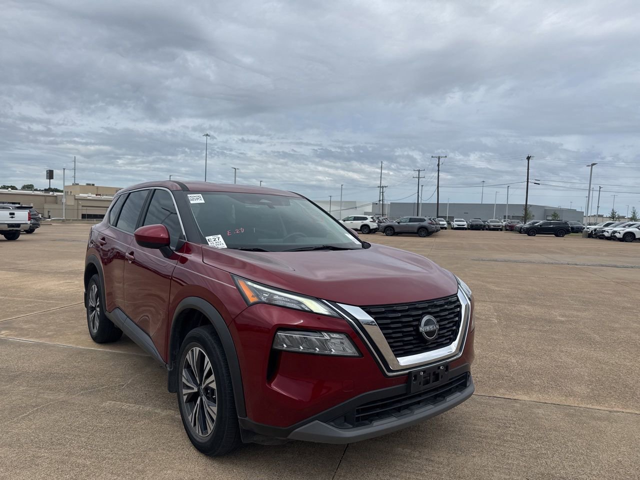 Certified 2023 Nissan Rogue SV FWD image 1