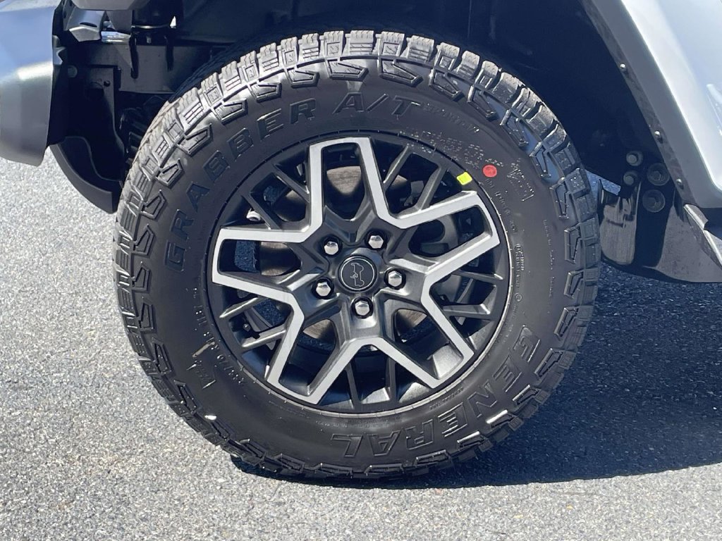 New 2027 Jeep Wrangler Unlimited Sahara AWD/4WD image 11