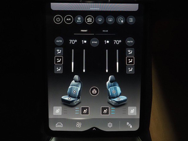 Used 2025 Lucid Air Touring image 47