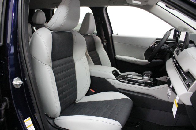 New 2026 Mitsubishi Outlander SE image 19