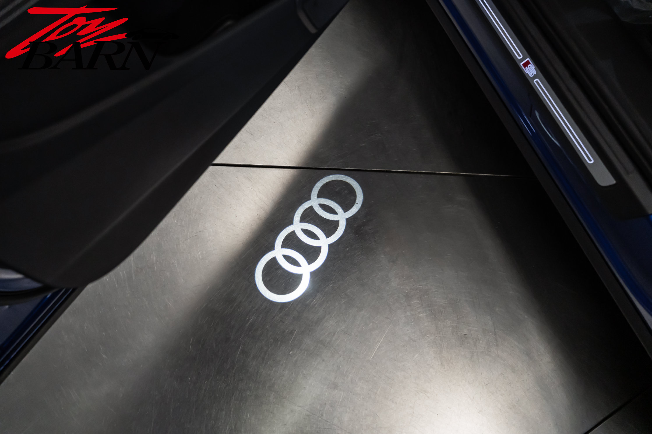 Used 2024 Audi SQ5 Prestige AWD/4WD image 19