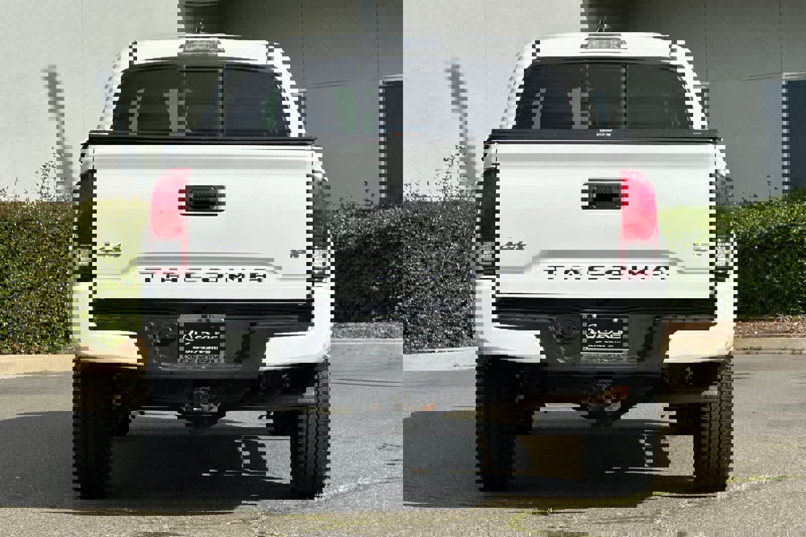 Used 2020 Toyota Tacoma SR image 8