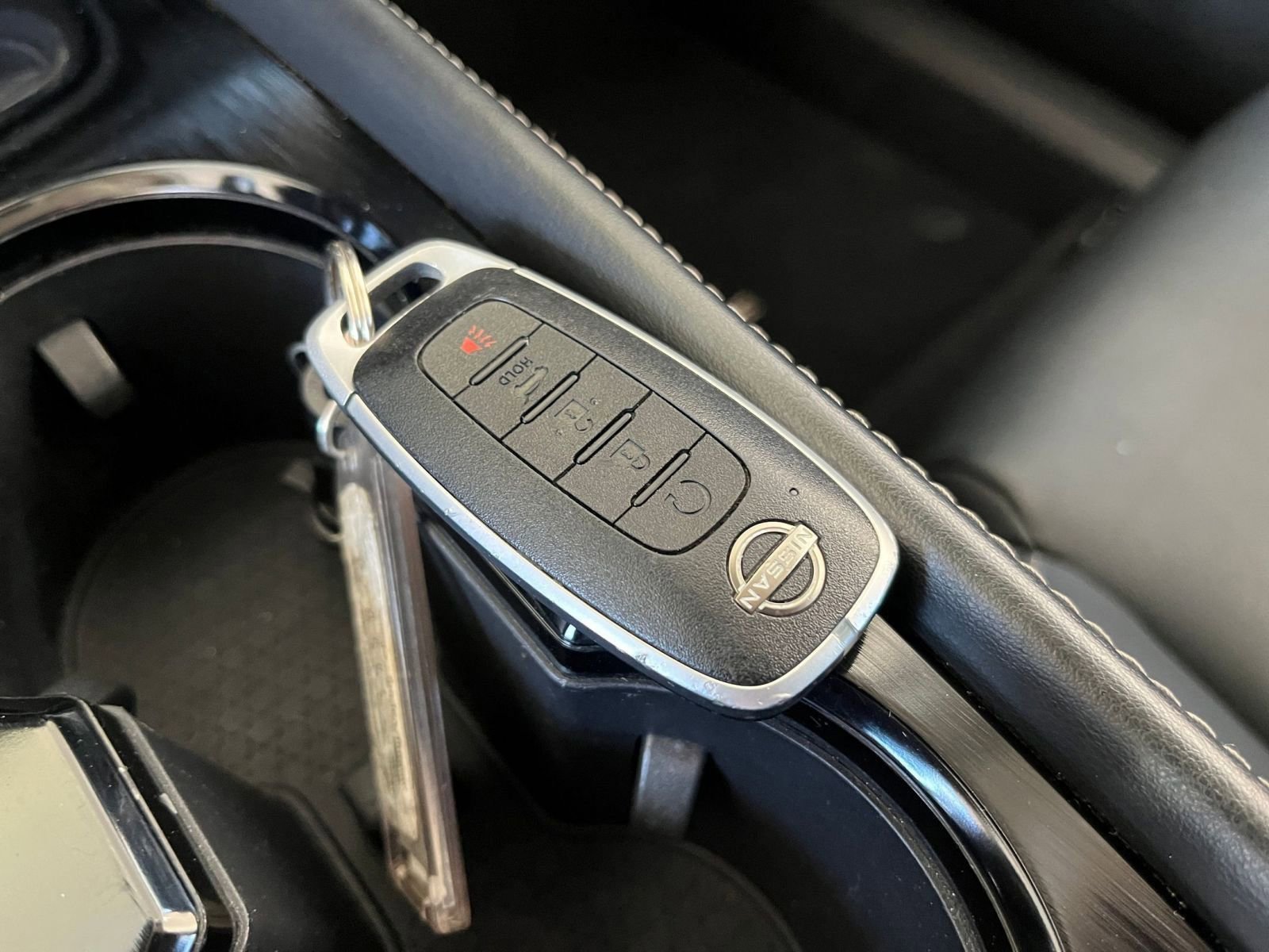 Used 2023 Nissan Rogue SL w/ SL Premium Package image 22