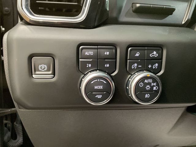 Used 2024 GMC Sierra 1500 Denali w/ Denali Reserve Package AWD/4WD image 14