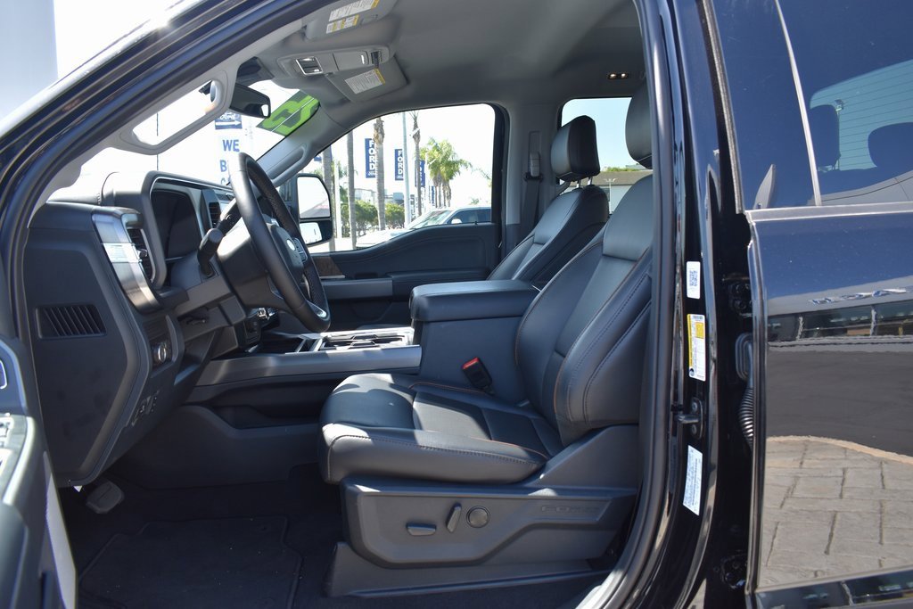 Used 2025 Ford F350 Lariat image 24