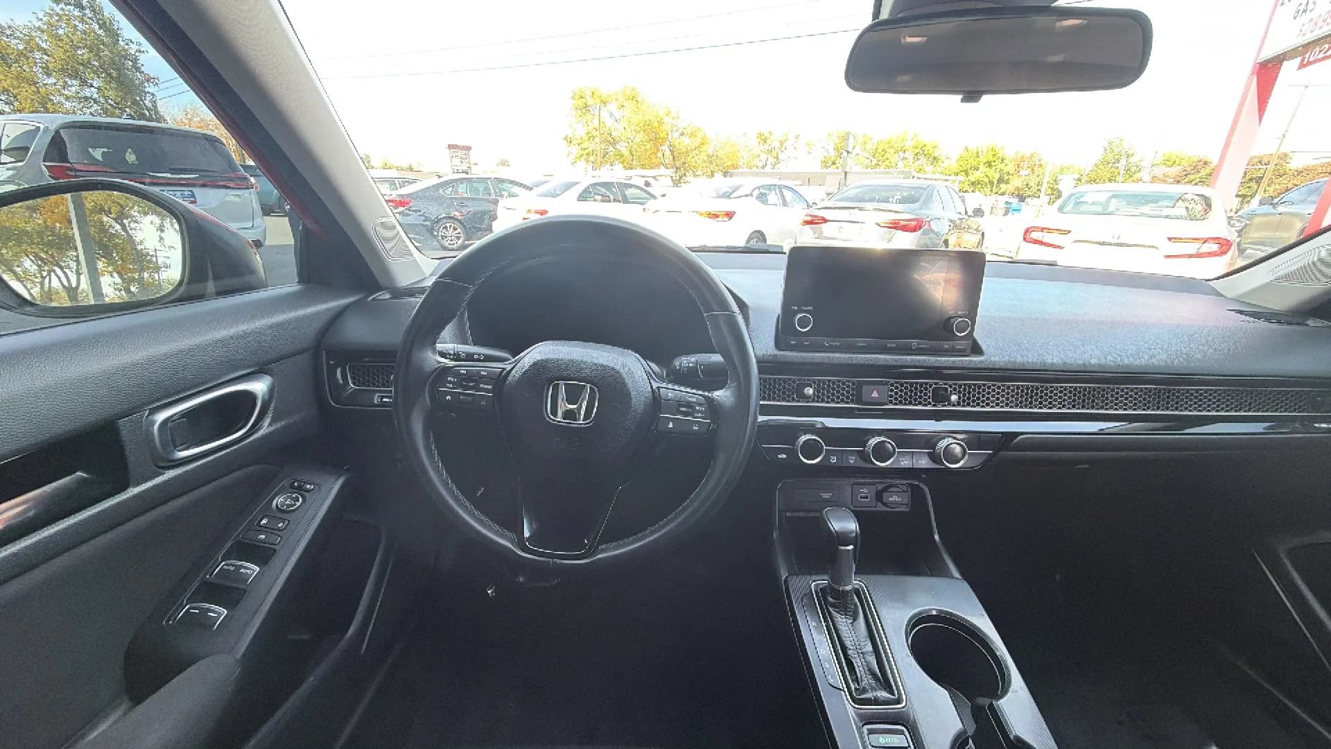 Used 2023 Honda Civic EX image 4