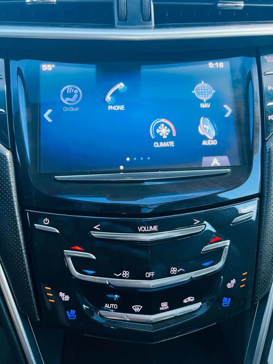 Used 2014 Cadillac XTS Luxury image 24