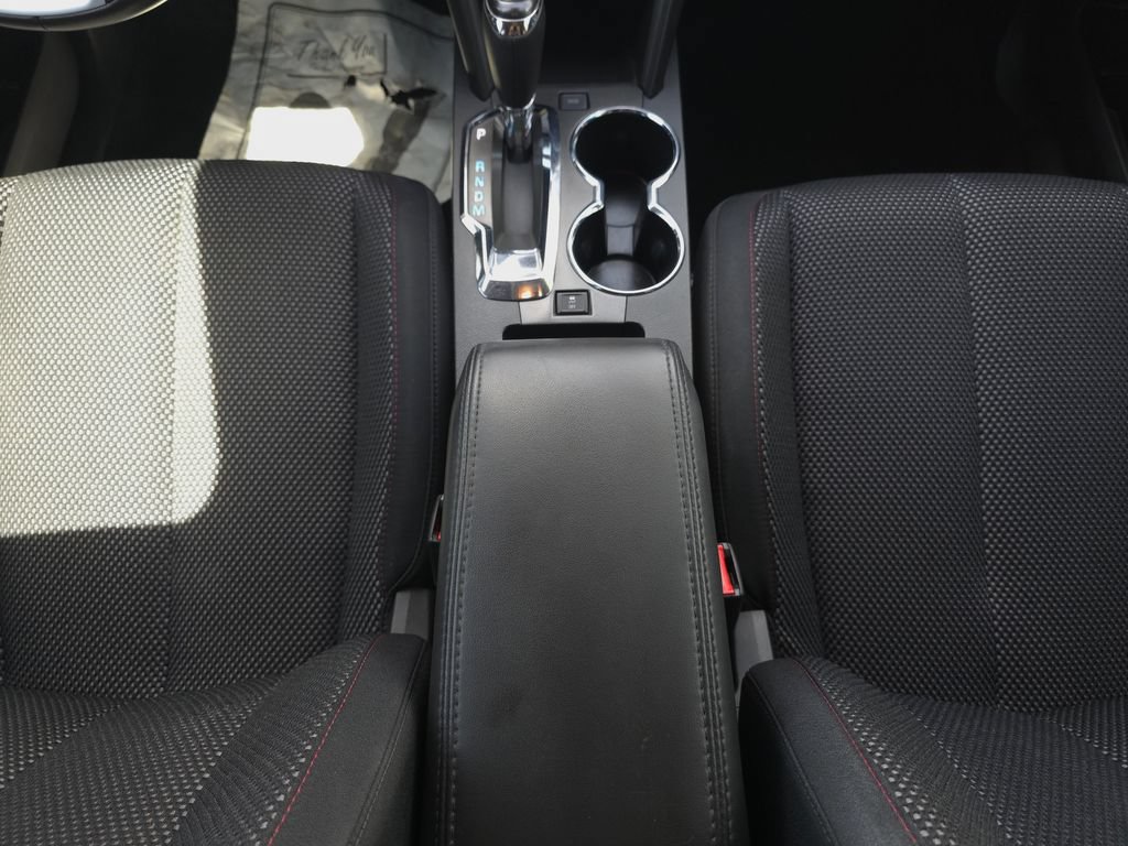 Used 2017 Chevrolet Equinox LT w/ Convenience Package FWD image 19