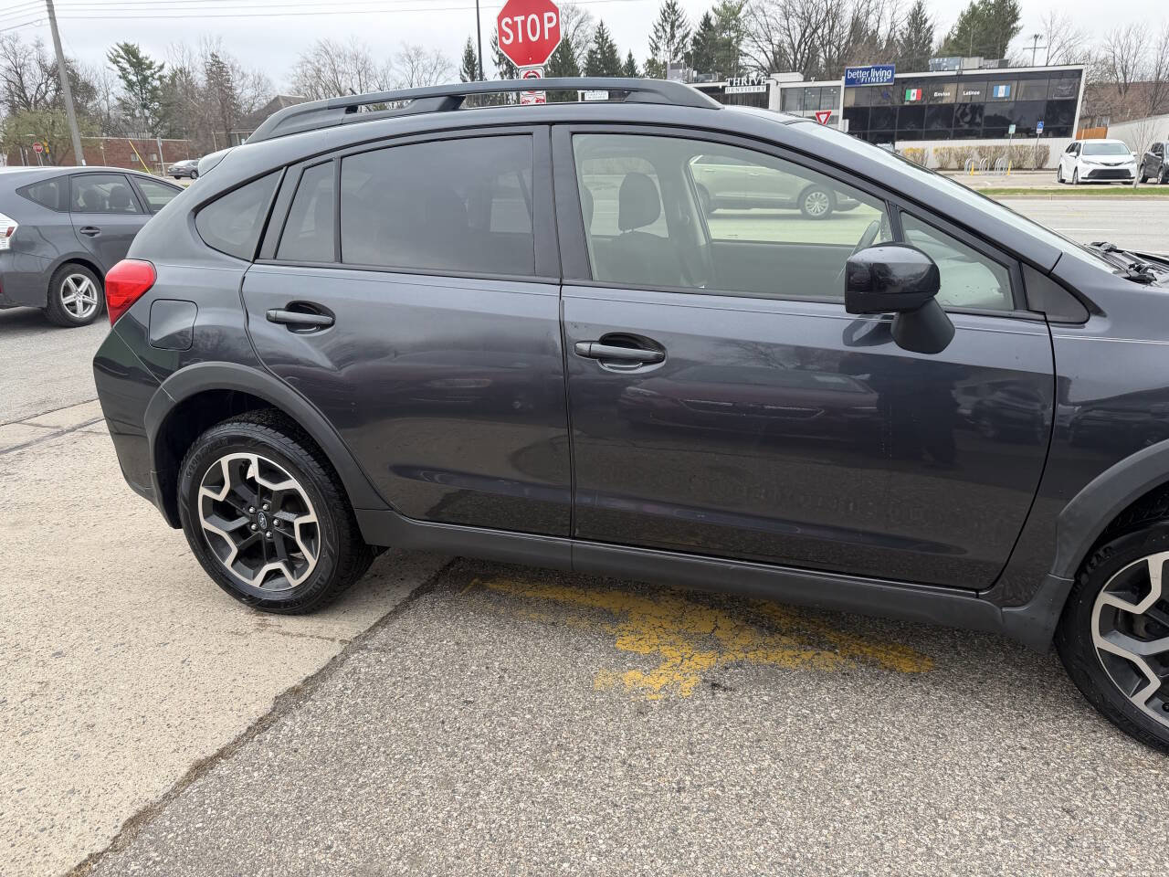 Used 2016 Subaru Crosstrek 2.0i Premium w/ Moonroof Package AWD/4WD image 15