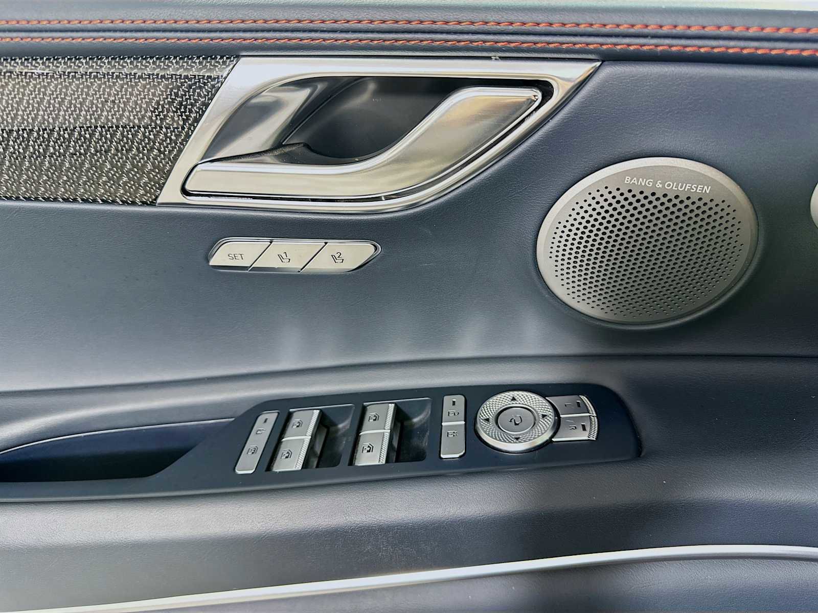 Used 2025 Genesis GV80 3.5T e-SC image 11