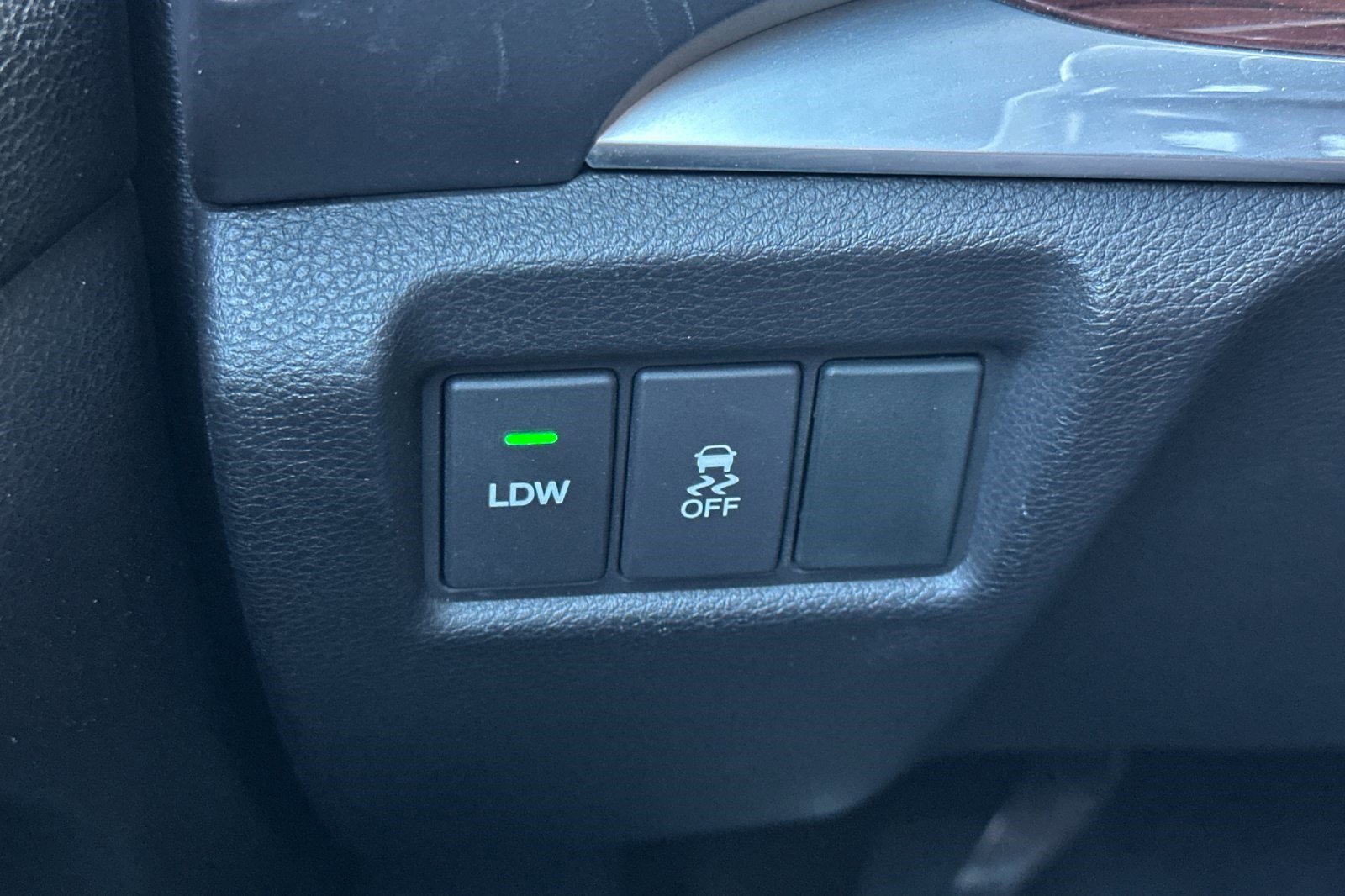 Used 2014 Acura MDX SH-AWD w/ Technology Package image 37